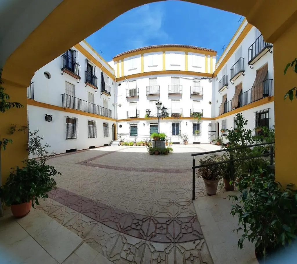 Apartment Budget And Cute Rooms With Balcony Sevilla Center