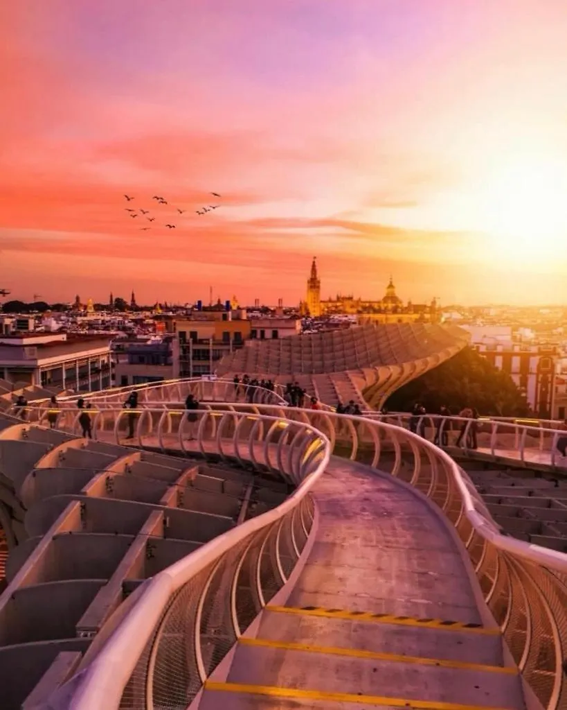Budget And Cute Rooms With Balcony Sevilla Center