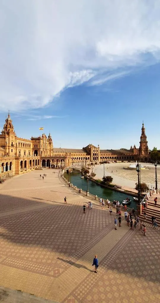 Budget And Cute Rooms With Balcony Sevilla Center 0*, Seville Spain