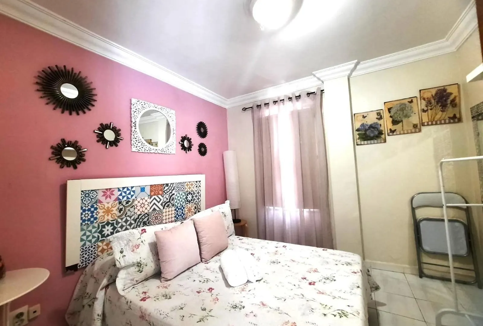 Budget And Cute Rooms With Balcony Sevilla Center 0*,