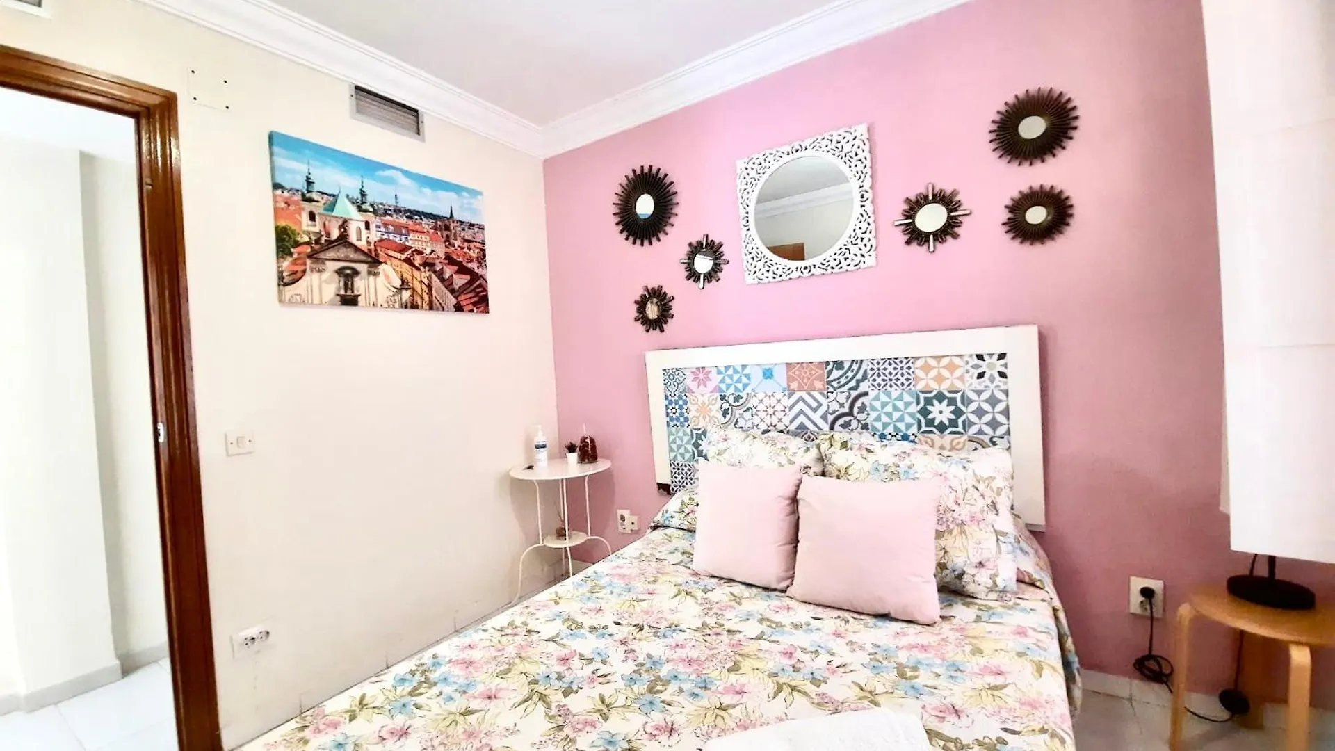 Budget And Cute Rooms With Balcony Sevilla Center 0*, Sewilla Hiszpania